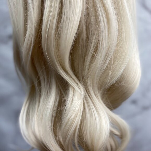 Platinum Blonde Lace Wigs - Picture 5 of 7